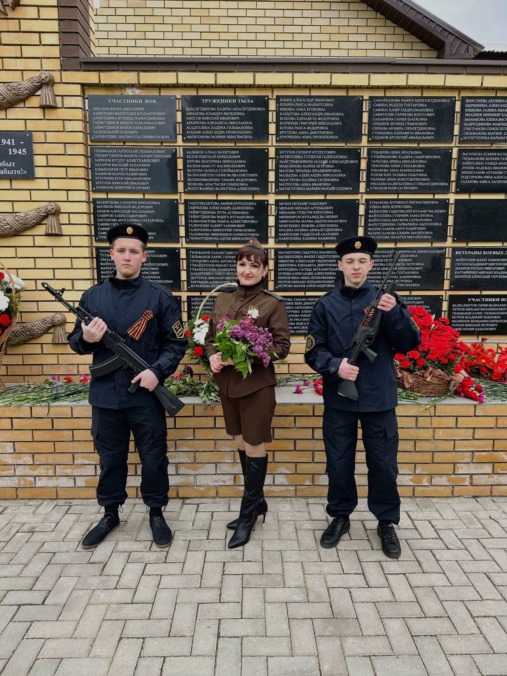 В Круглопольском сельском поселении, у мемориала ветеранам ВОВ, состоялся торжественный митинг