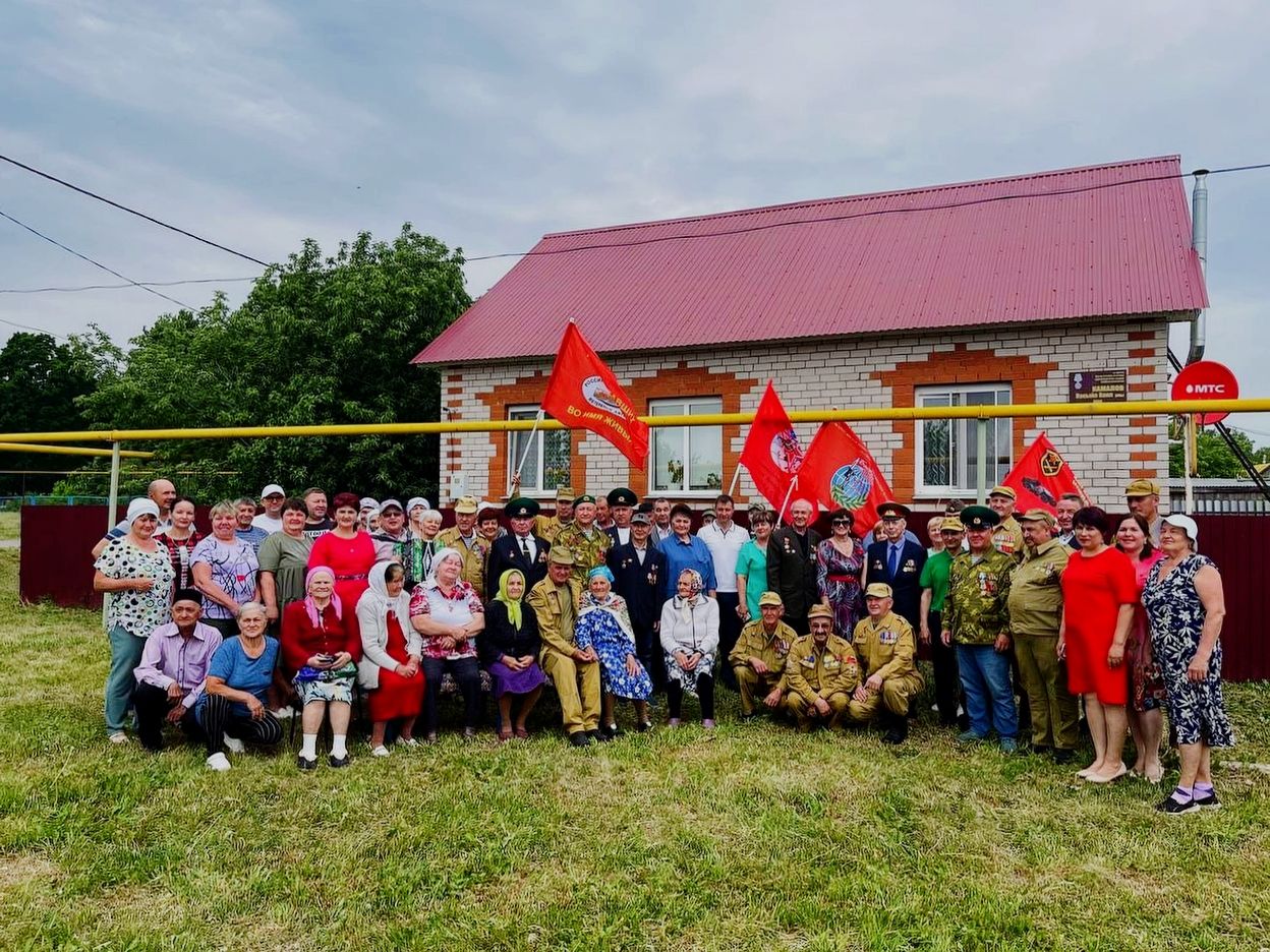 Иске Абдул авыл җирлегендә Әфган сугышы ветераннары туган, үскән йортларның тышкы ягына  истәлек такталары ачу тантанасы узды