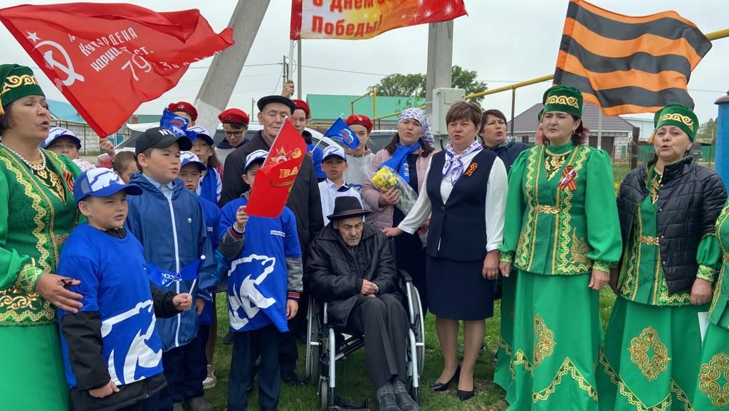 «Парад у дома ветерана» - Всероссийская акция приуроченная к празднованию 78-й годовщины Победы