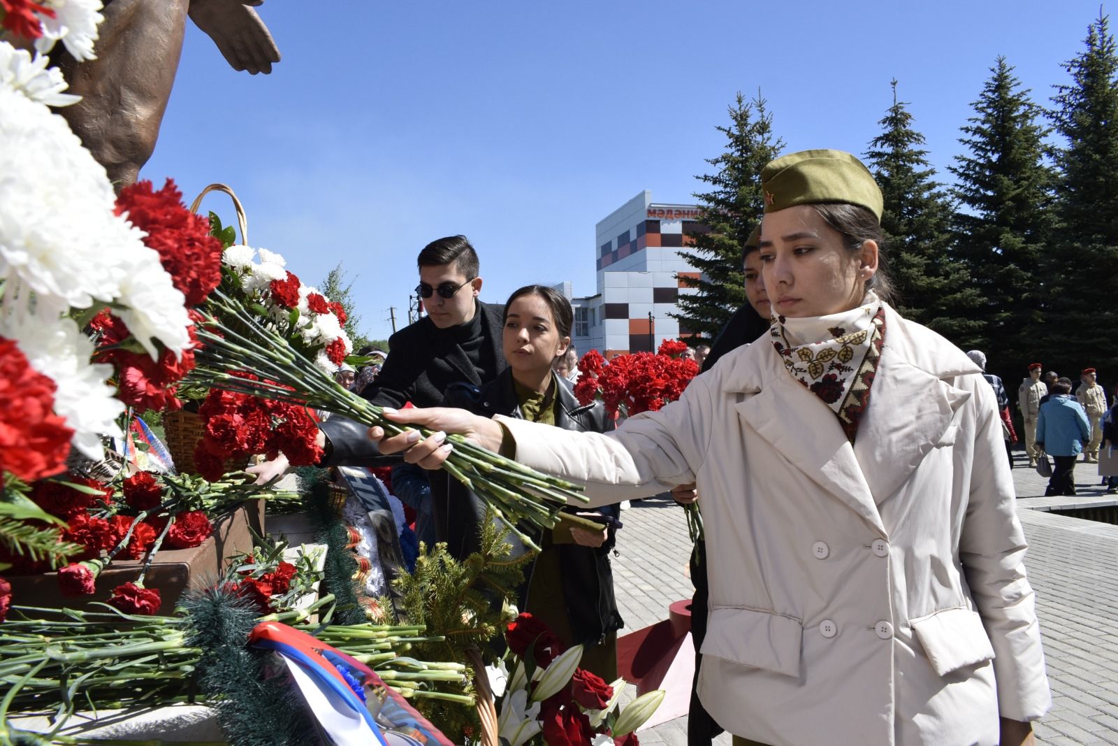 Сегодня по всей стране проходят празднования в честь Дня Великой Победы