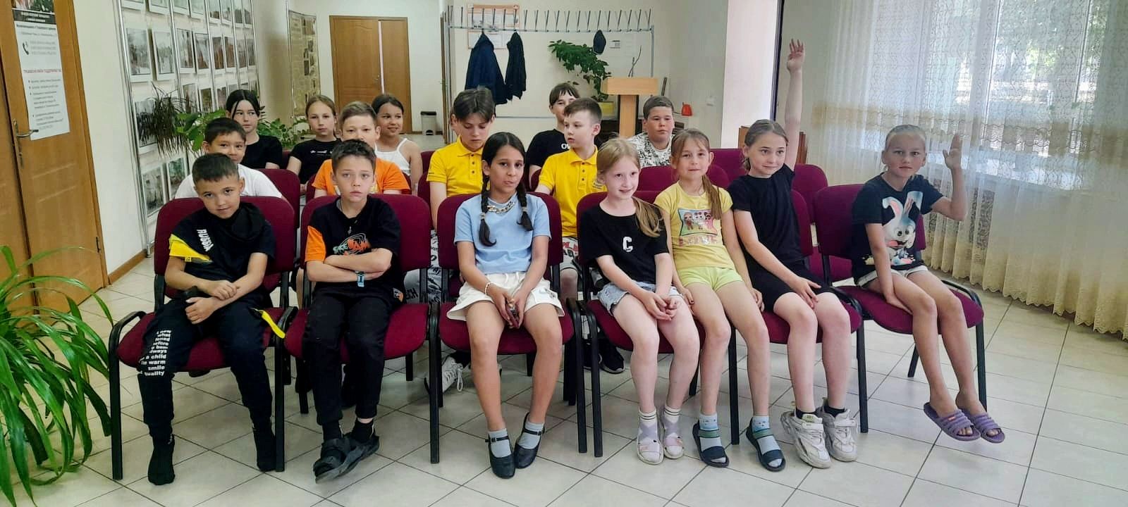 Кенәз авыл мәдәният йортында балалар белән “Урманны янгыннан саклагыз” дигән экологик акция үткәрделәр