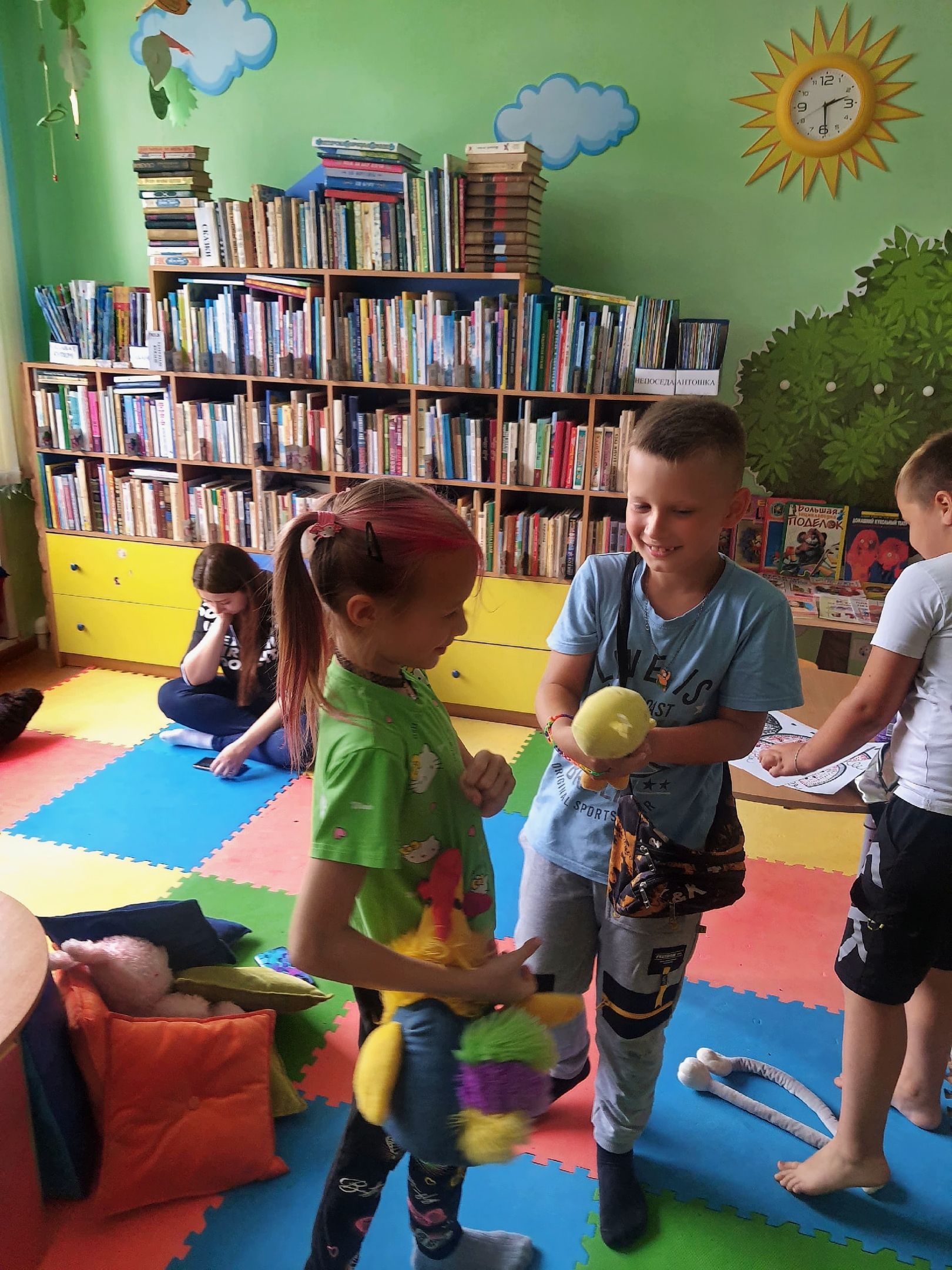 Библиоостров «Юные открыватели» провели мероприятия на тему «Арбузы»