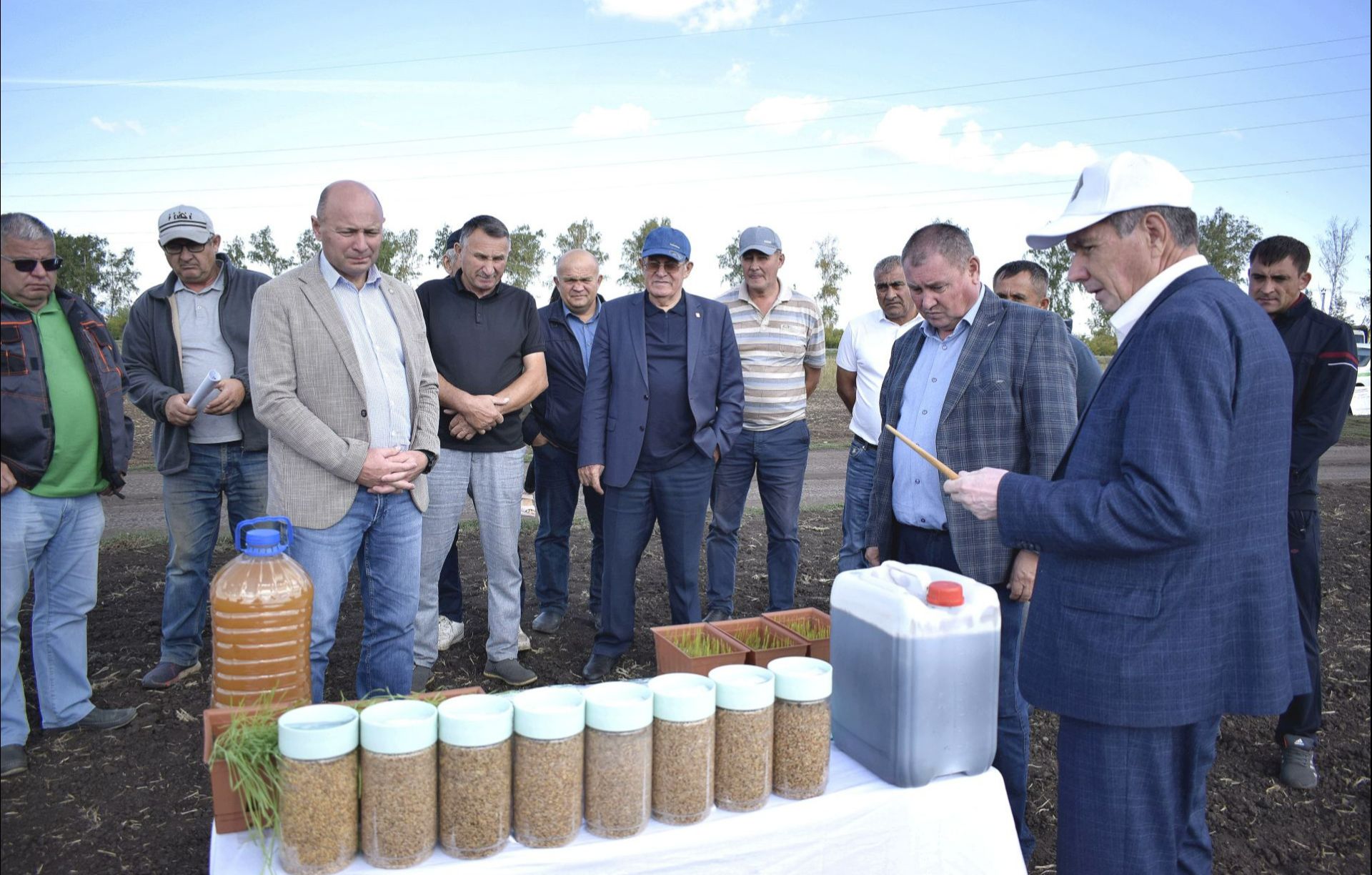 Основа будущего урожая закладывается осенью