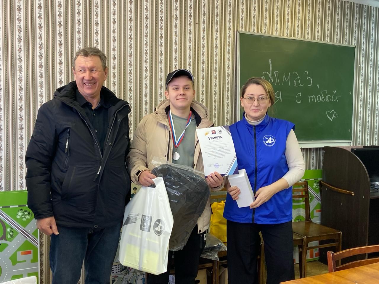 Автомногоборье: соревнования, объединяющие молодежь и автомобильный спорт