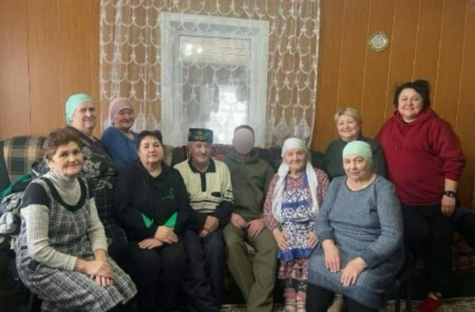 Возвращение сына с СВО: радость и гордость, объединяющие наше поселение