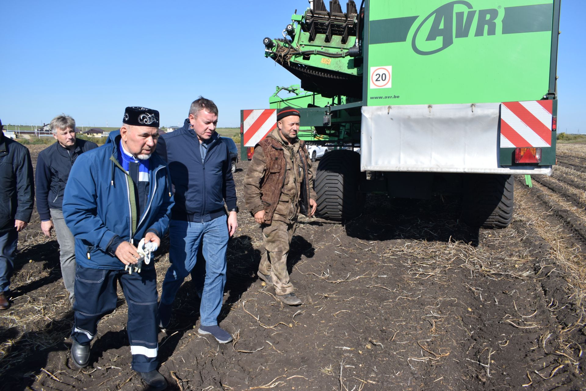 Рабочая поездка Марата Зяббарова в аграрный сектор Тукаевского района