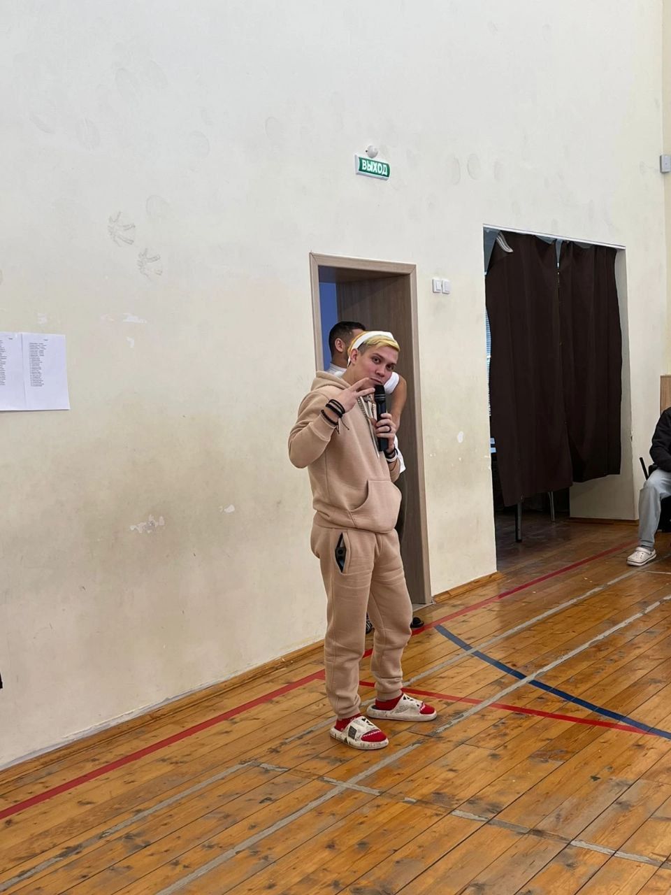 Дети приехали на новогоднюю смену в лагерь «Балкыш»