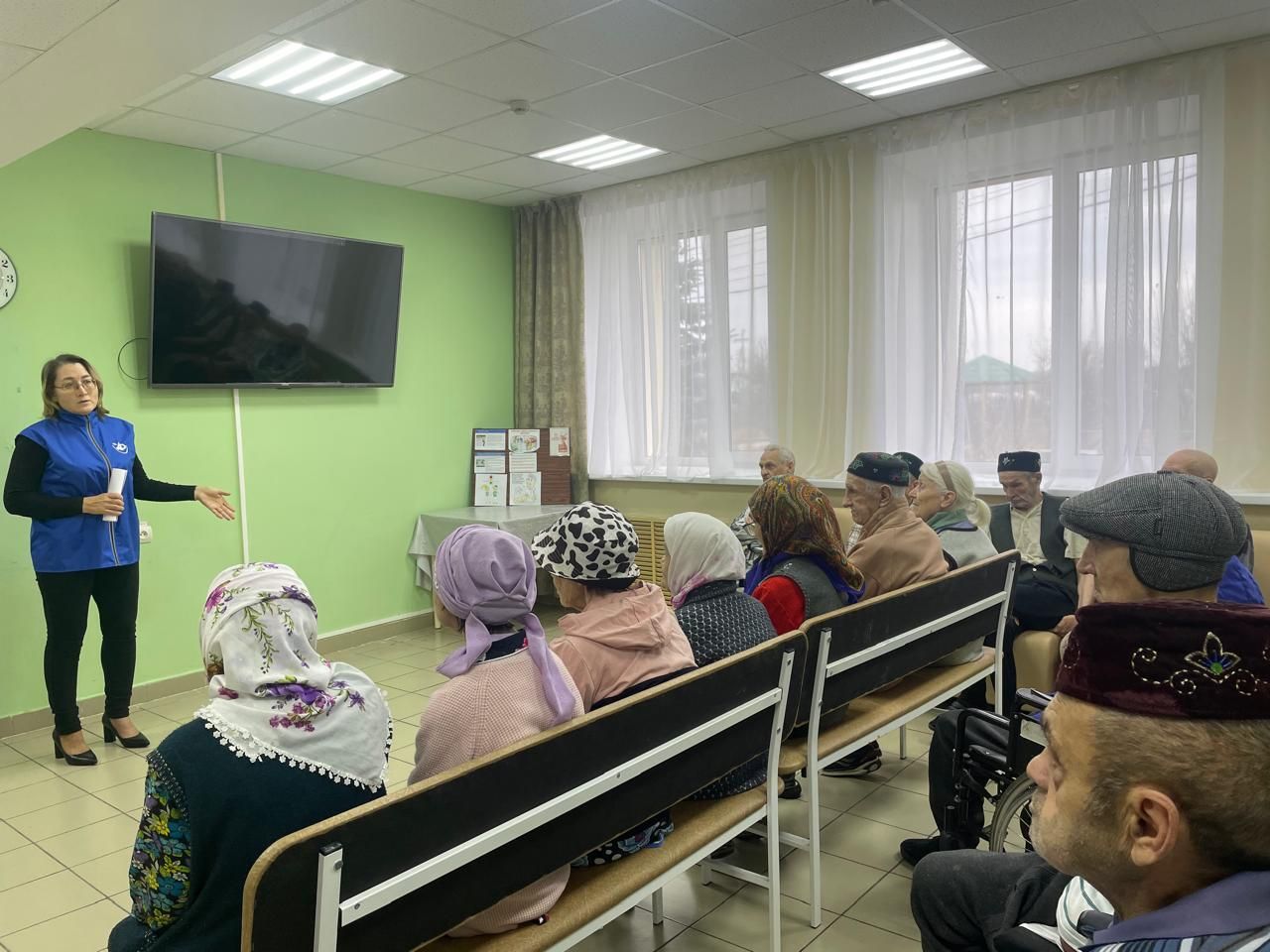 Өлкәннәргә юл йөрү кагыйдәләрен искә төшерделәр