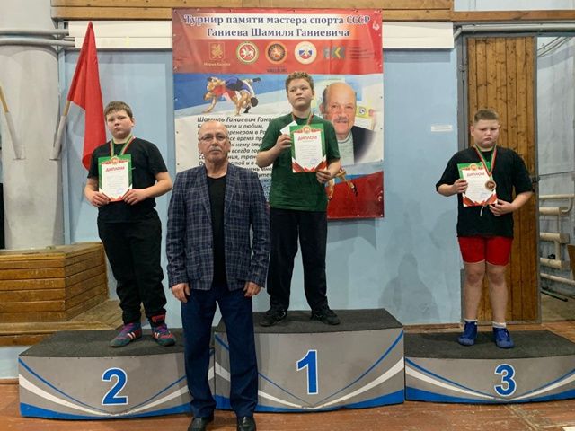Юные борцы Тукаевского района завоевали медали первенства Татарстана