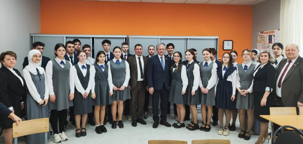 Ватанга хезмәт итү – изге эш