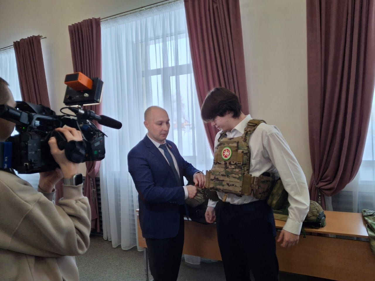 Депутат Государственного Совета Эдуард Шарафиев провел парламентский урок