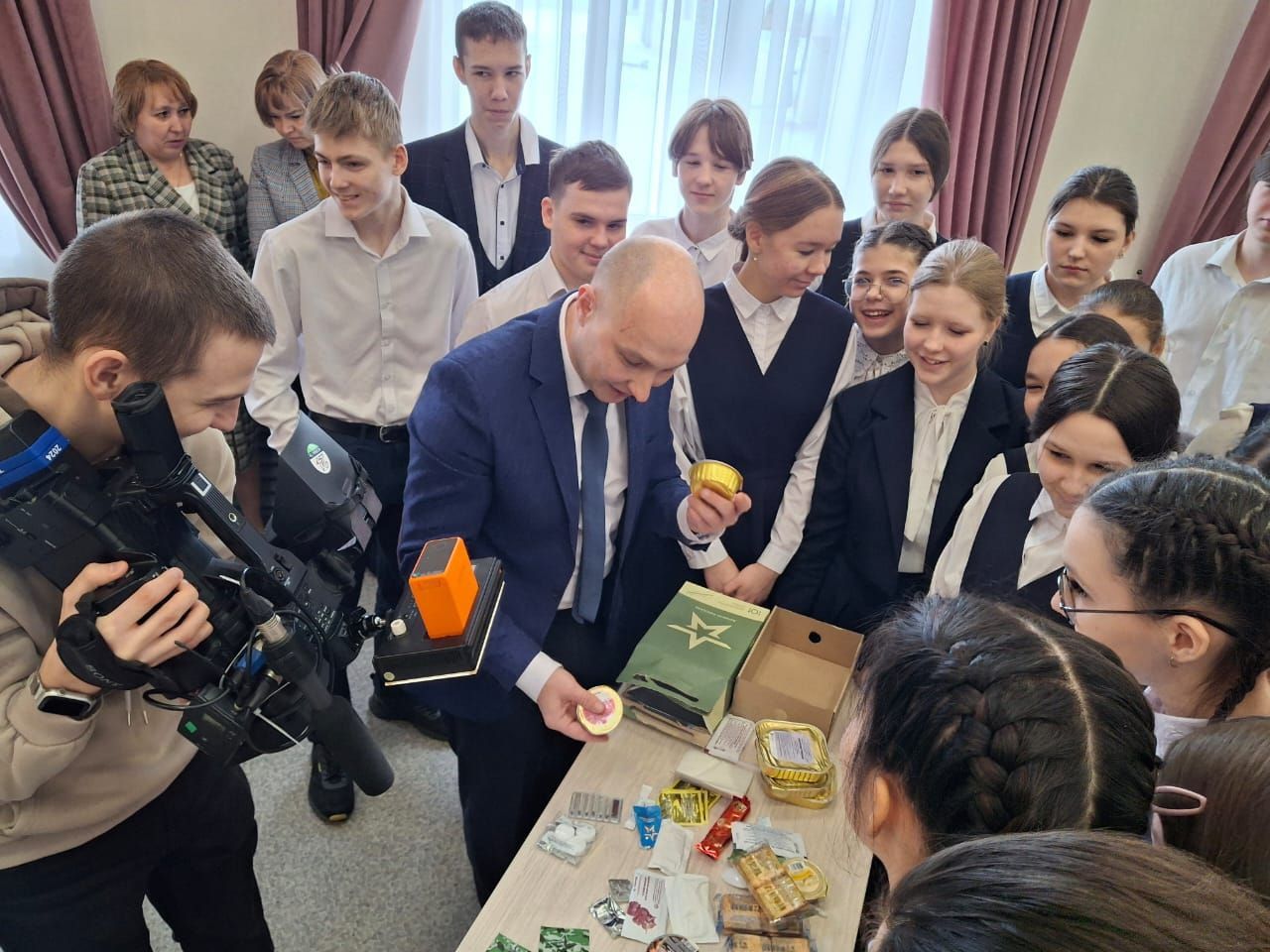Депутат Государственного Совета Эдуард Шарафиев провел парламентский урок