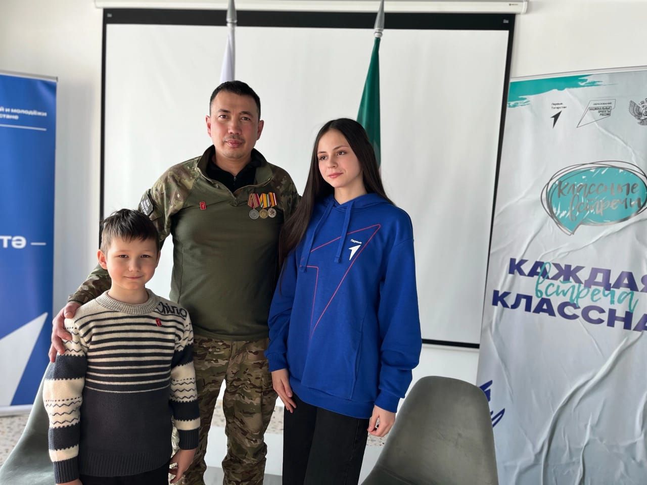 Укучылар район герое белән очраштылар