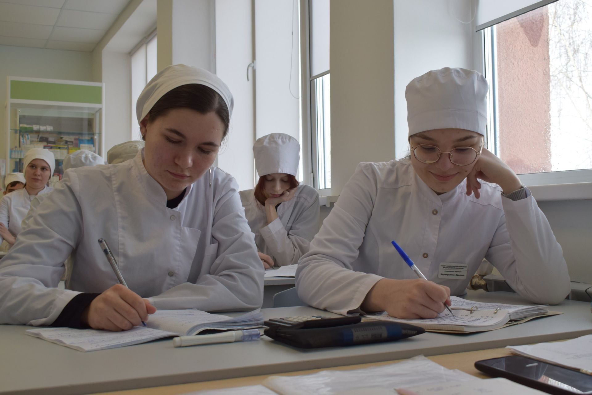 Медицинский колледж приветствует будущих врачей
