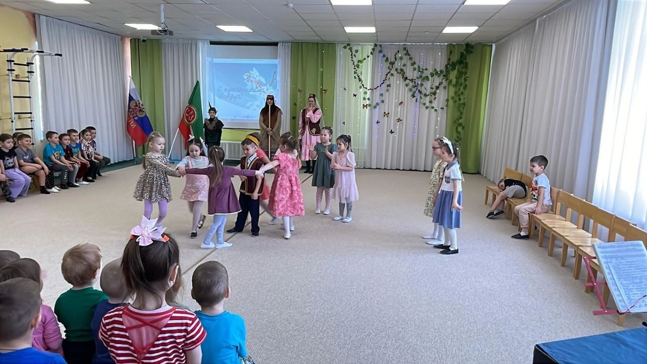 Тукай районы балалар бакчаларында Нәүрүз бәйрәмен билгеләп үттеләр