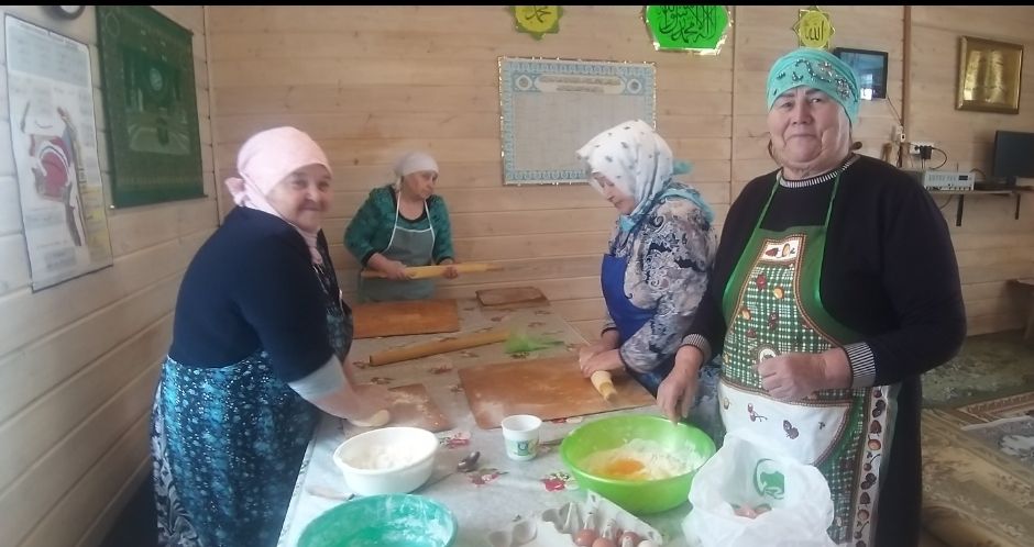 Жители д.Кулушево приготовили домашнюю лапшу для отправки в зону СВО