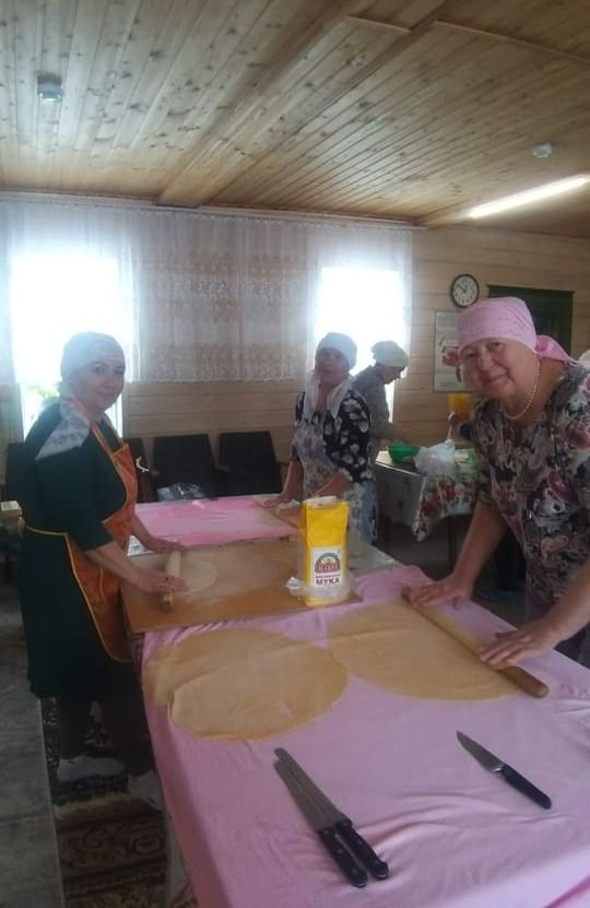 Жители д.Кулушево приготовили домашнюю лапшу для отправки в зону СВО