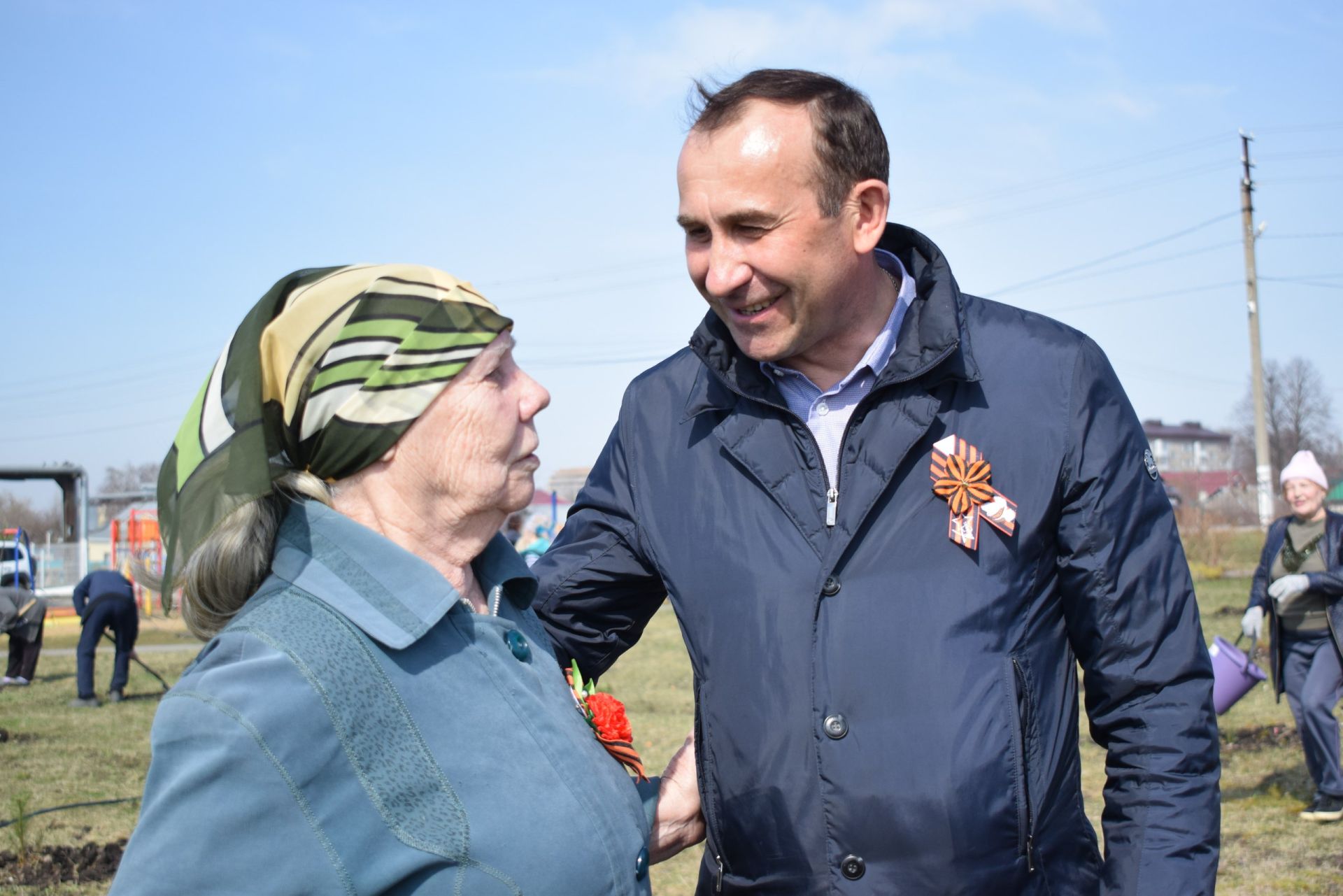 В Круглом Поле заложили Аллею Памяти к 80-летию Победы