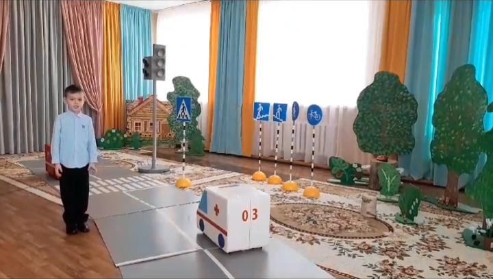 «Красная шапочка, юл билгеләре һәм республика конкурсында II урын!»