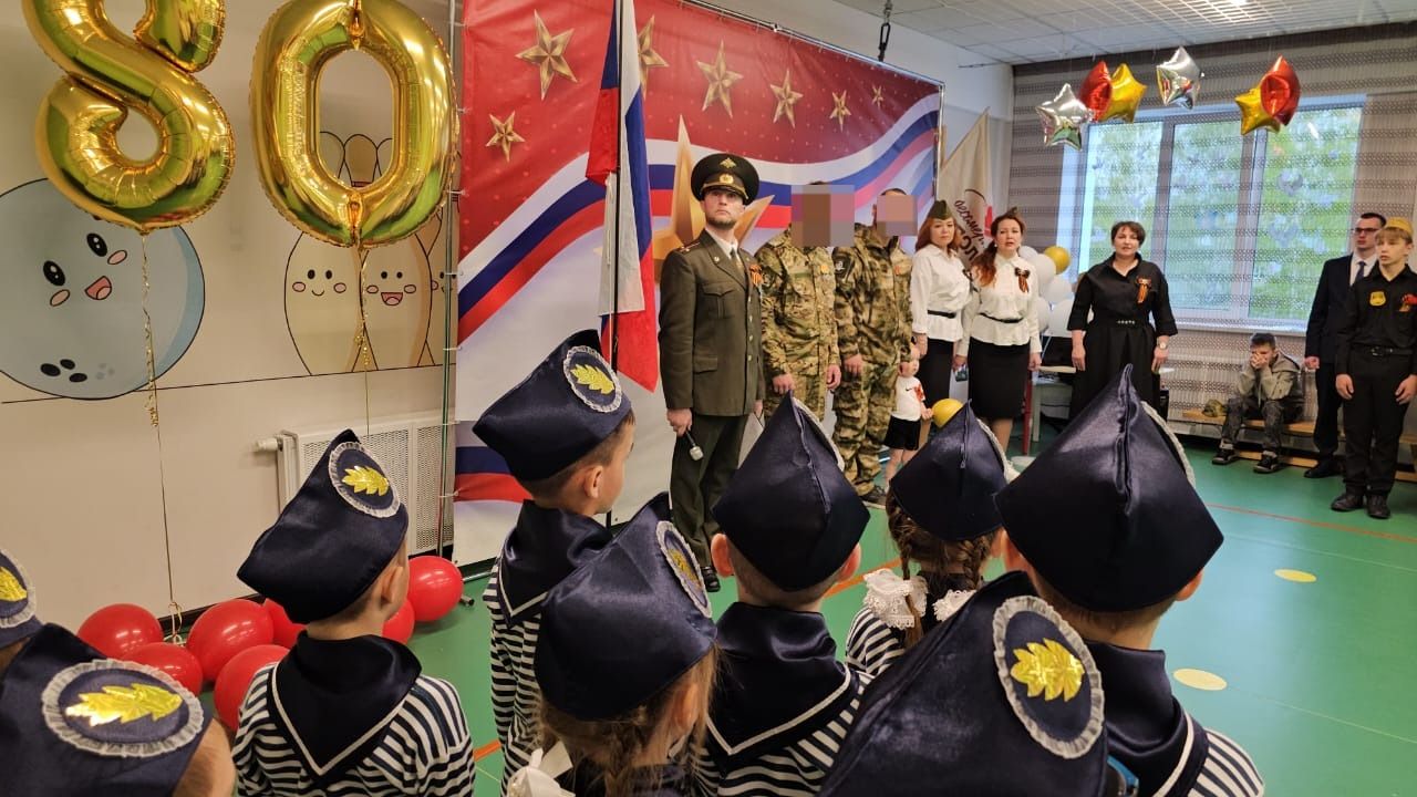Празднование Дня Победы – важное событие для всех людей нашей страны. Оно не может пройти незамеченным и для дошкольников