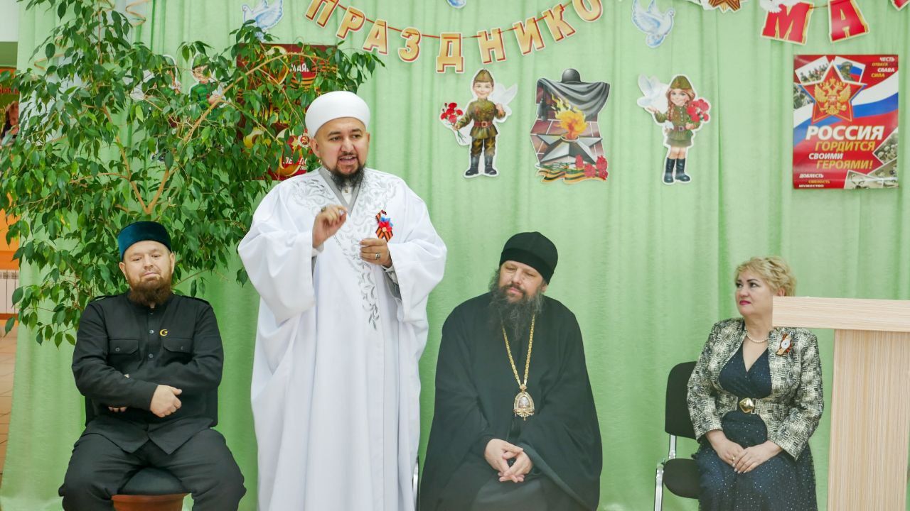 Визит добра и единства: Имам и Епископ подарили тепло тем, кто в нем нуждается