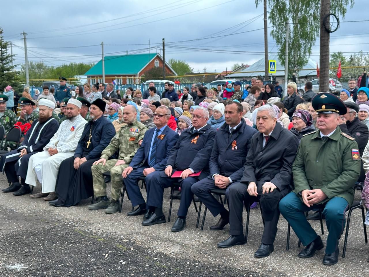 Руководитель Исполнительного комитета Камиль Назмиев принял участие в торжествах в честь 80-летия Победы в селе Тлянче-Тамак