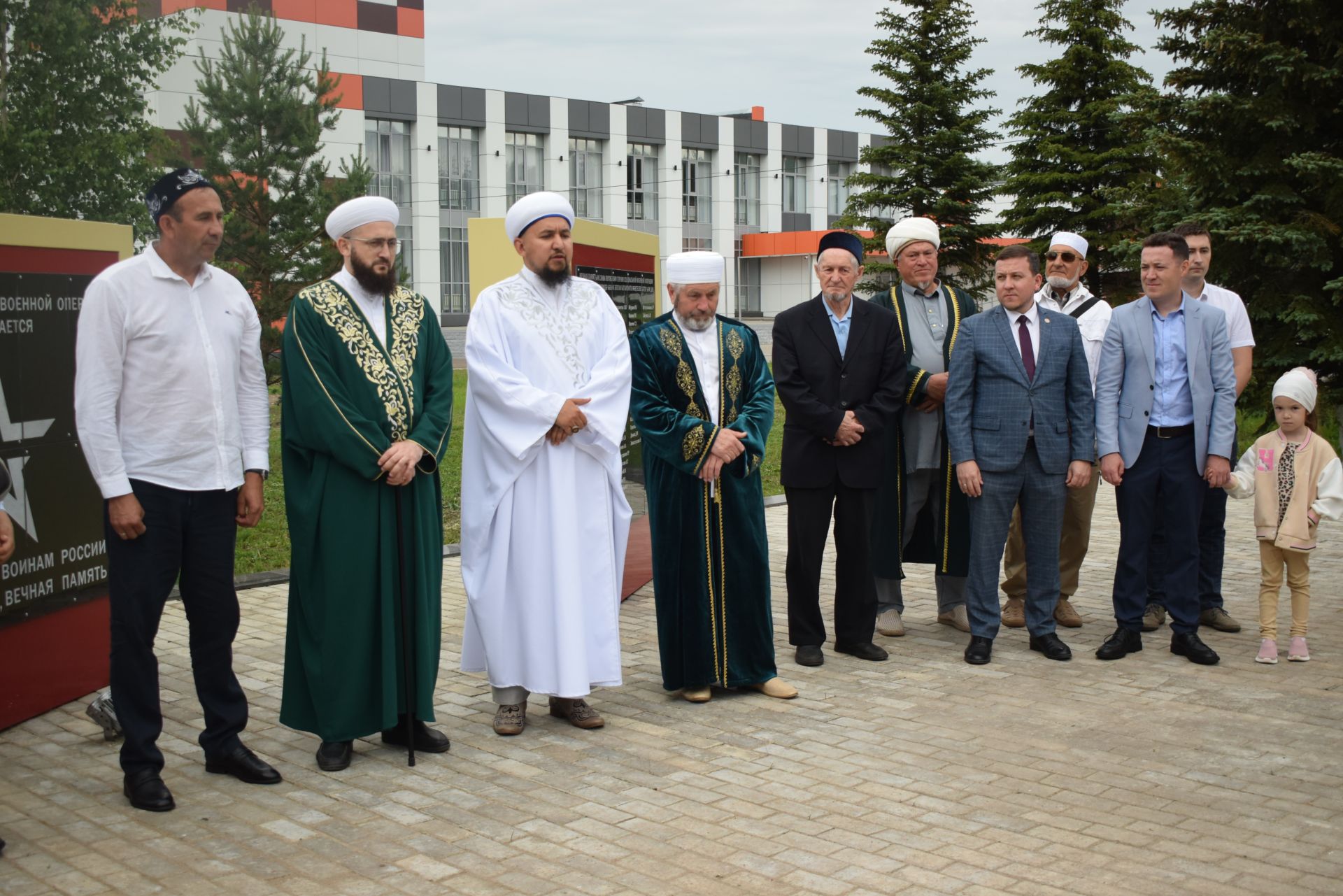 Инсаф хәзрәт Сәүбәнов имам-мөхтәсиб итеп яңадан сайланды