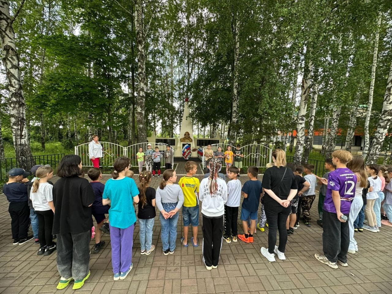 Новотроицкое мәктәбендә Хәтер һәм кайгы көне