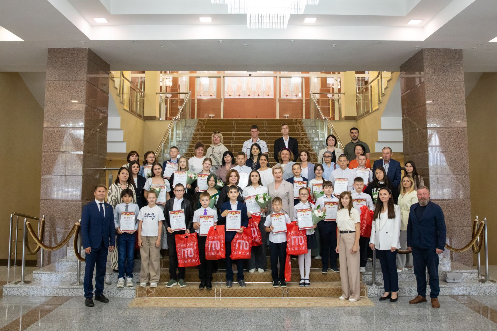 Мостафина Зарина Айрат кызы — ГТО проектларының республика конкурсында җиңүче!