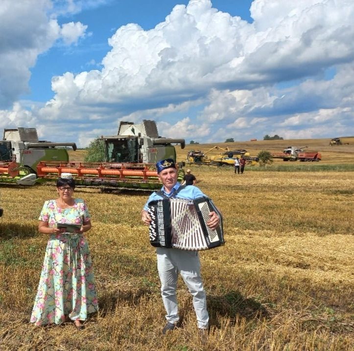 «Икмәк булса, җыр да булыр!»