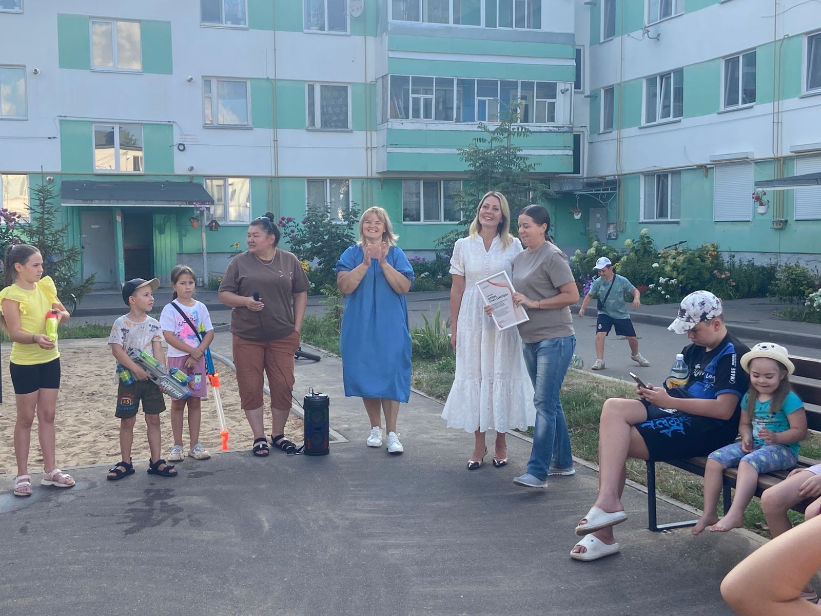 От добрососедства - до народных квестов