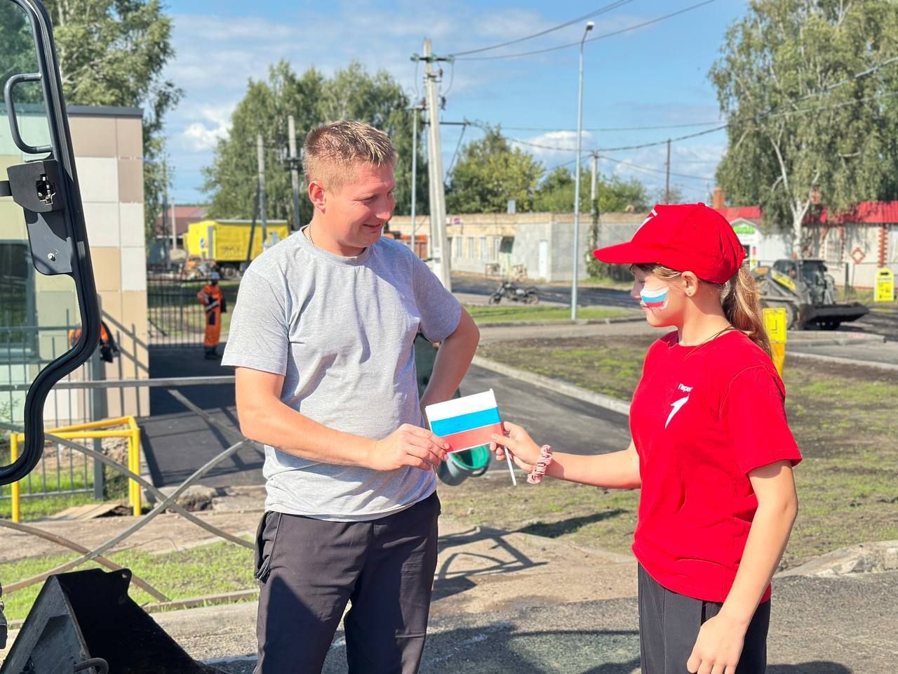Кече Шилнә мәктәбендә Россия Дәүләт флагы көне