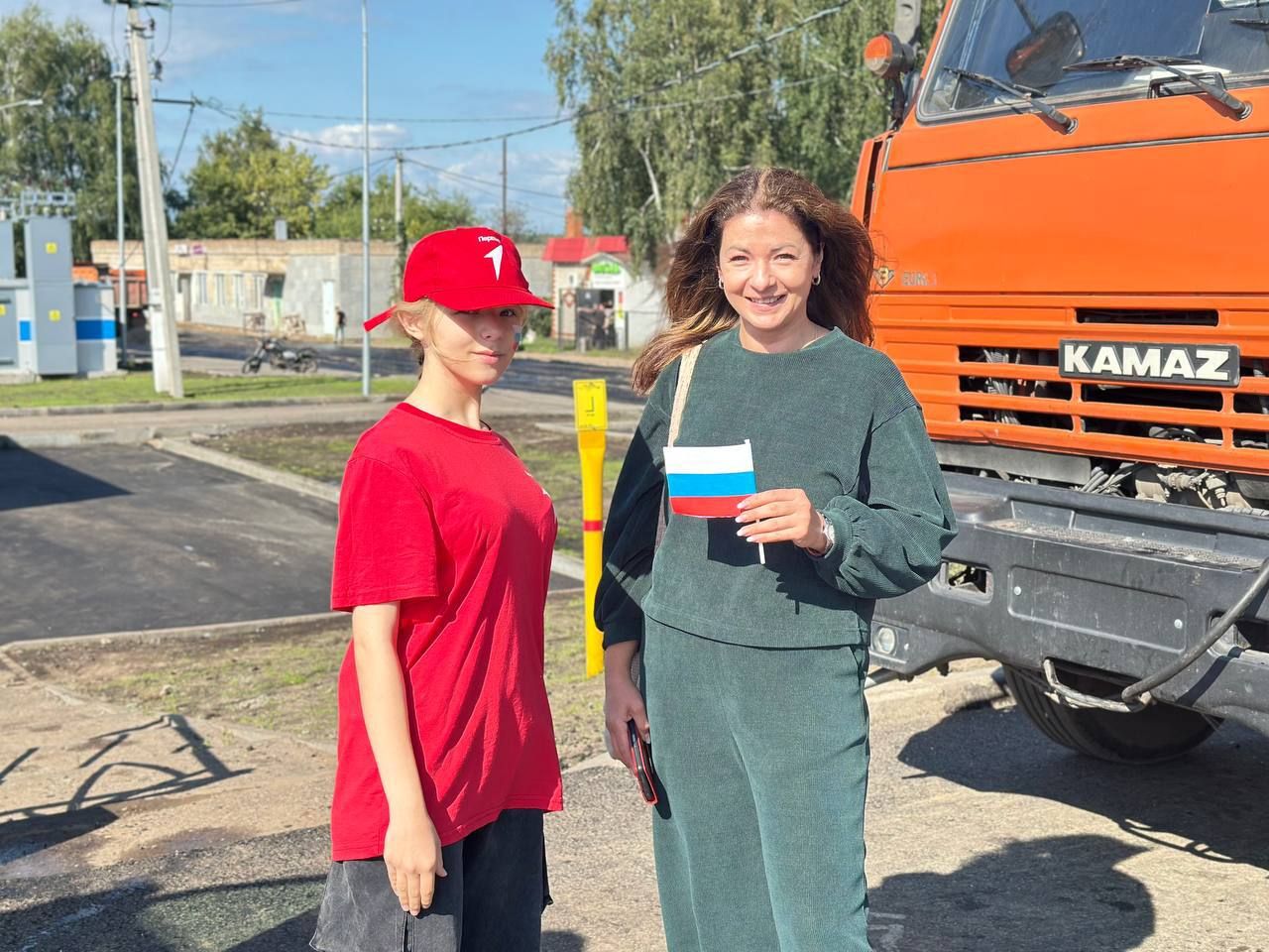 Кече Шилнә мәктәбендә Россия Дәүләт флагы көне