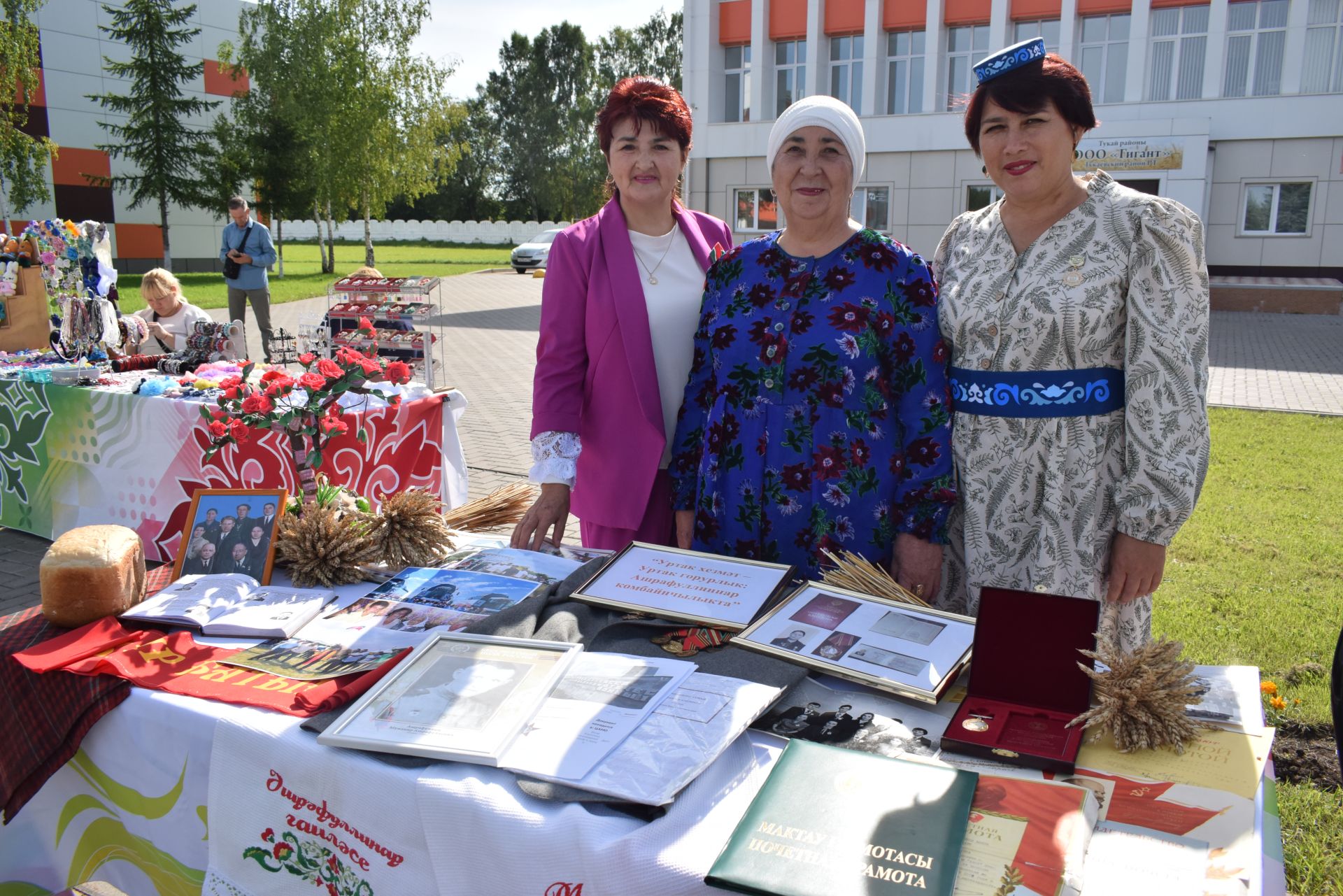 Сегодня в п.Новый отметили День Республики. Праздник, который объединяет всех!