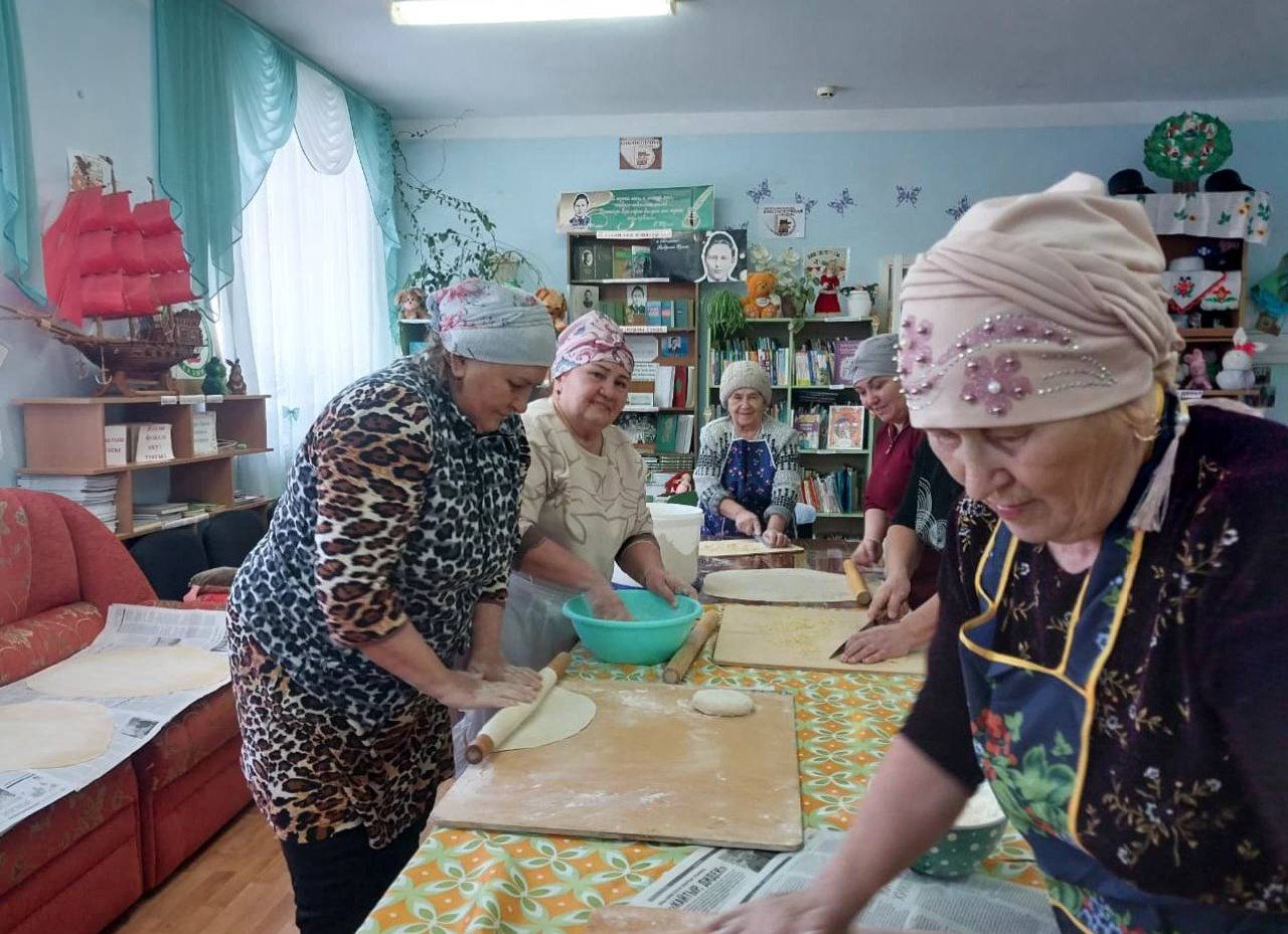 Чай и лапша для наших бойцов