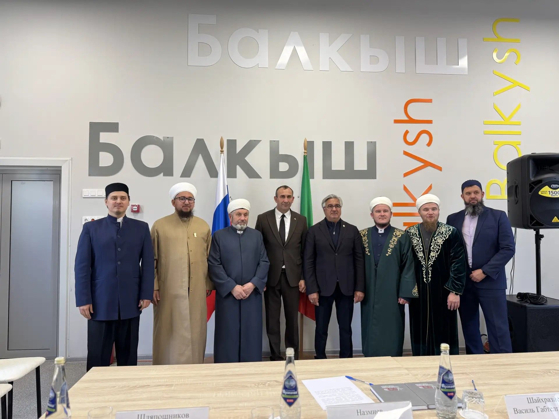 В Тукаевском районе с Василем Шайхразиевым обсудили развитие халяль‑индустрии