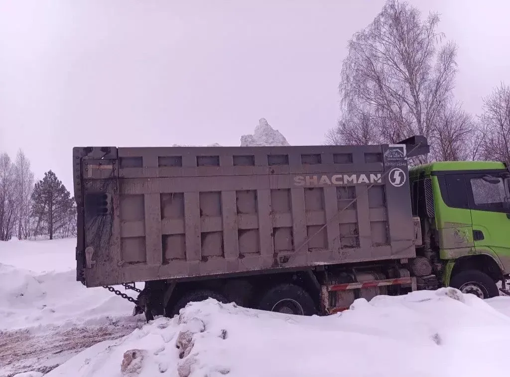 Сосновый Бор тирәсендә законсыз кар чүплеге ачыкланды