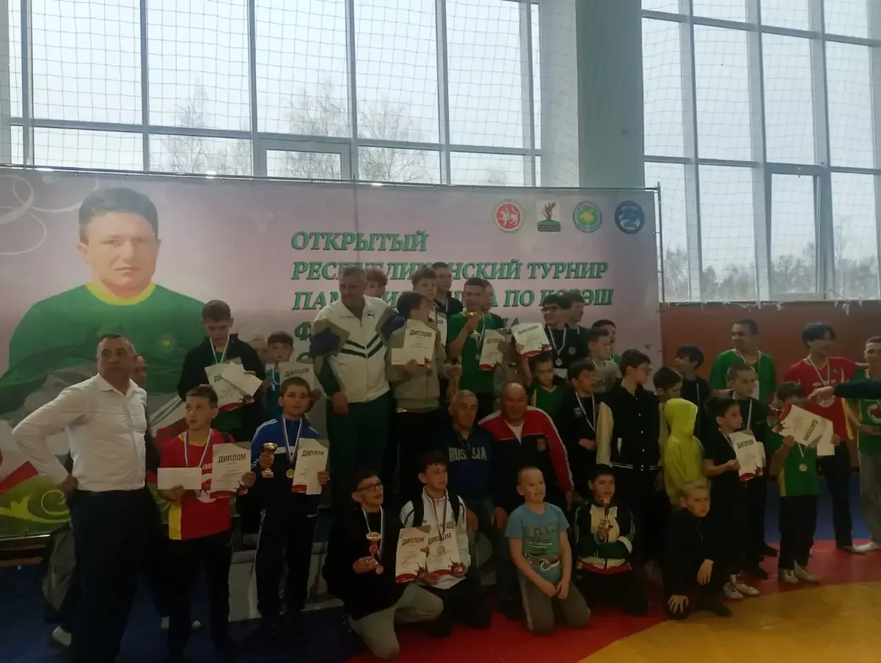 Тукай районы көрәшчеләре Алабугадан җиңү белән кайтты