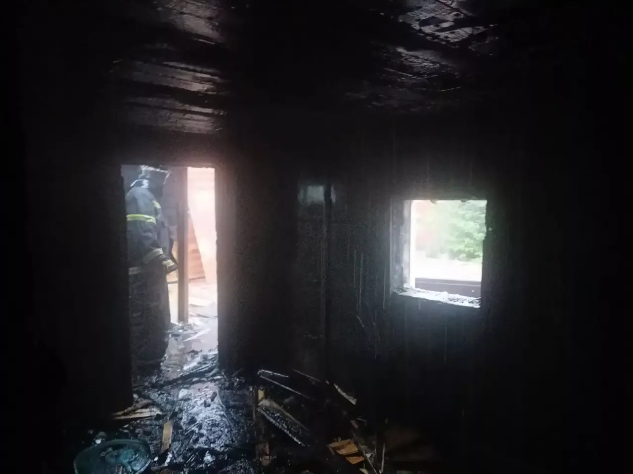 В селе Калмаш дотла сгорела баня из-за новой печи