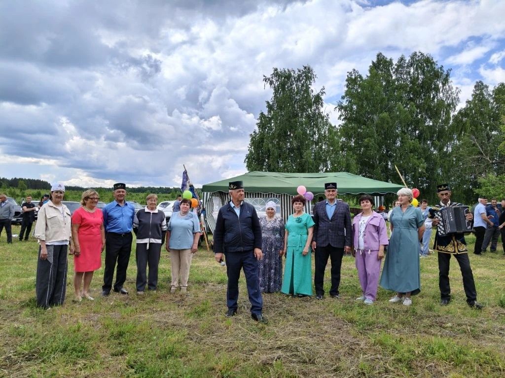 Аркан тартышуда — Бай Бүләк җиңүче! Яңа Бүләк Сабан туеннан репортаж