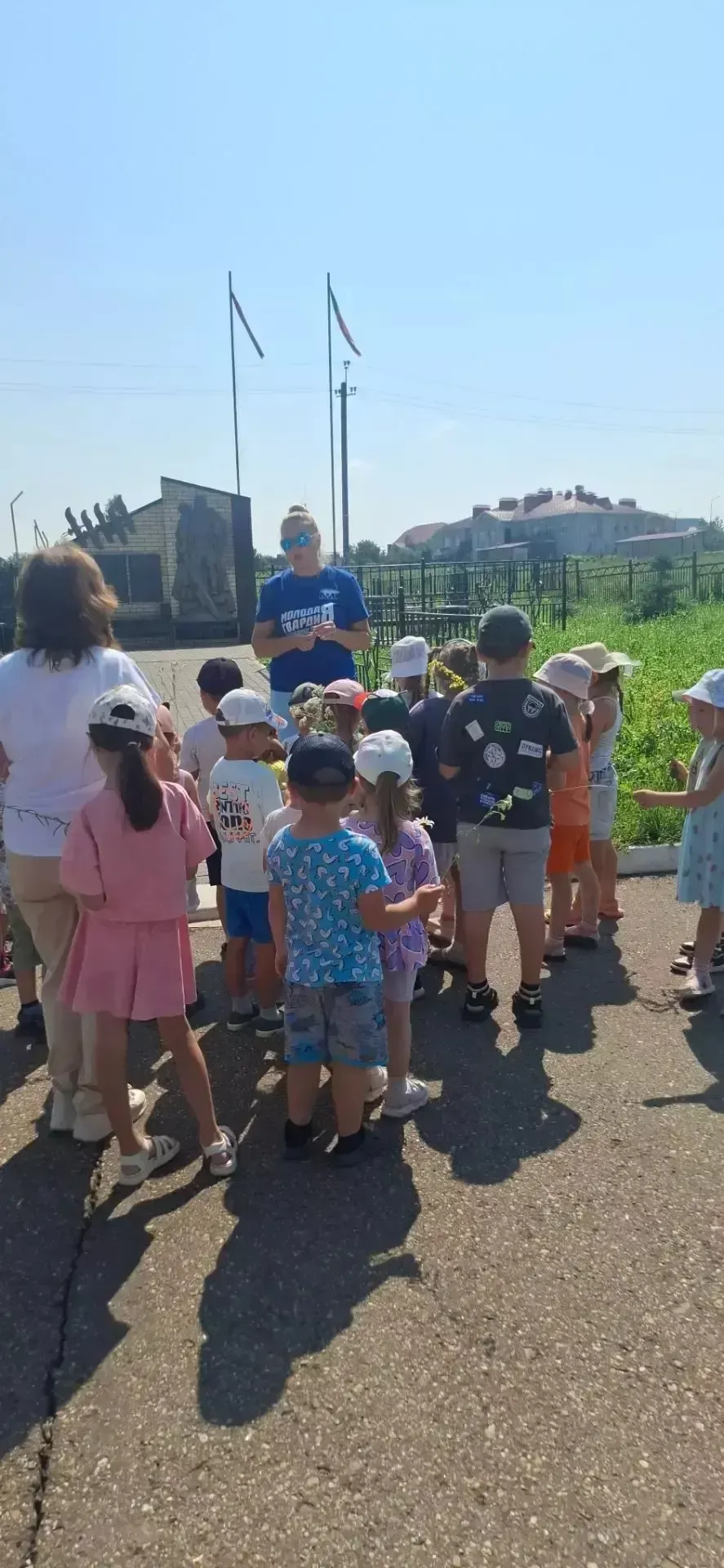 Иске Җирекледә Донбасста һәлак булган балаларны искә алу акциясе узды