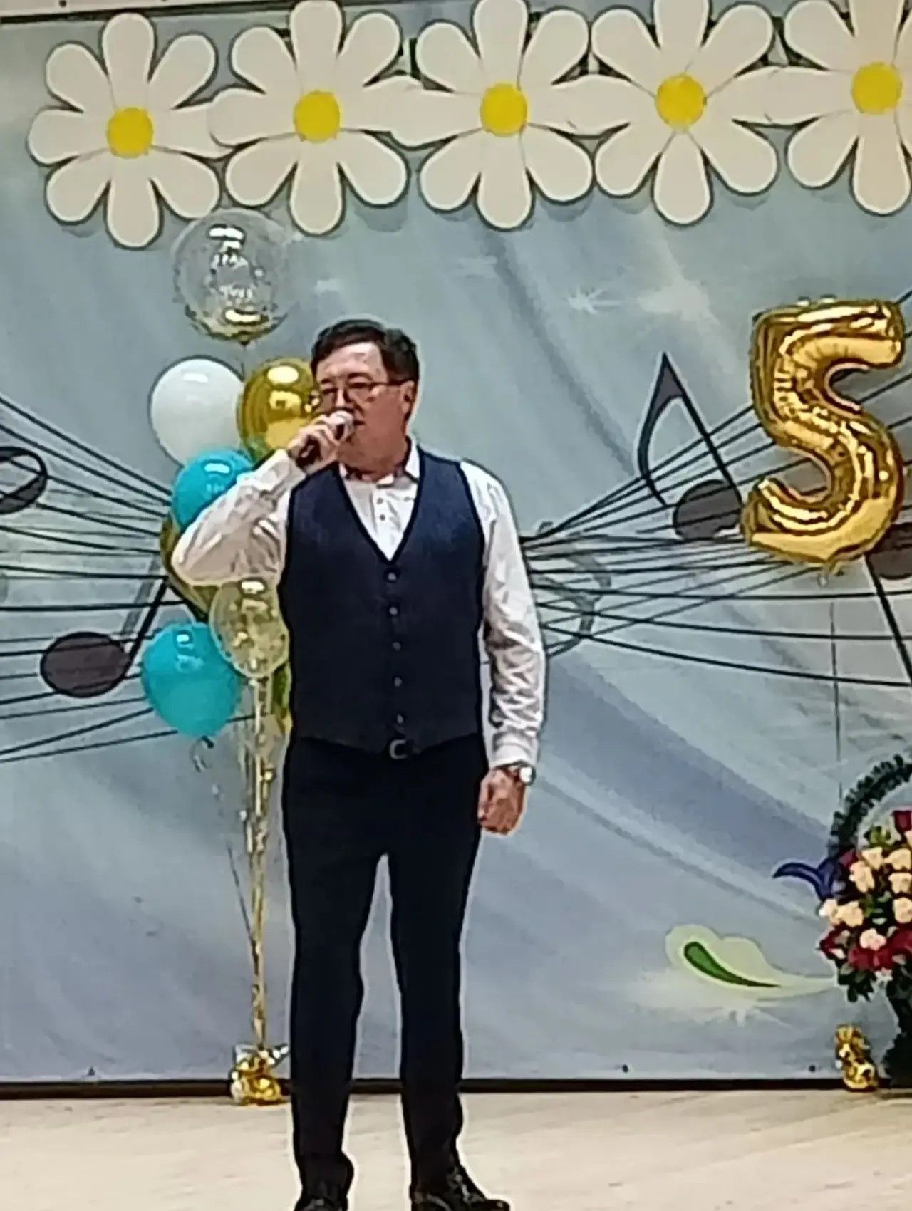 Яңа Бүләк мәдәният йорты 50 еллык юбилеен зур бәйрәм белән каршы алды