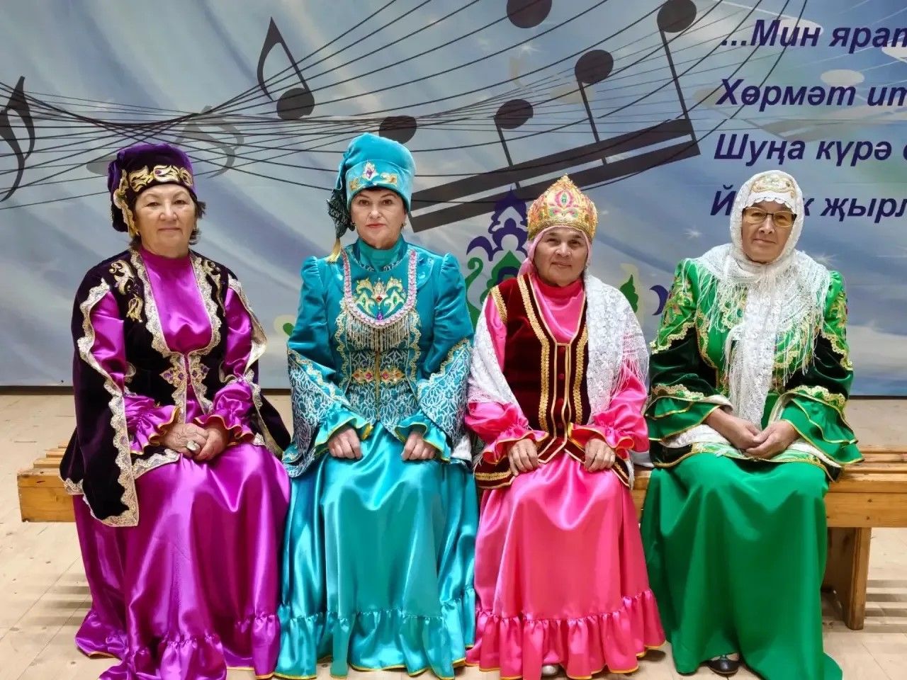 Яңа Бүләк мәдәният йорты 50 еллык юбилеен зур бәйрәм белән каршы алды