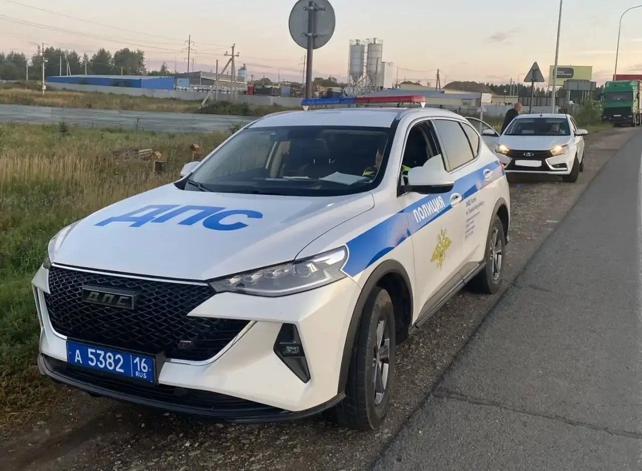 В Тукаевском районе сотрудники Госавтоинспекции поймали пьяного тракториста