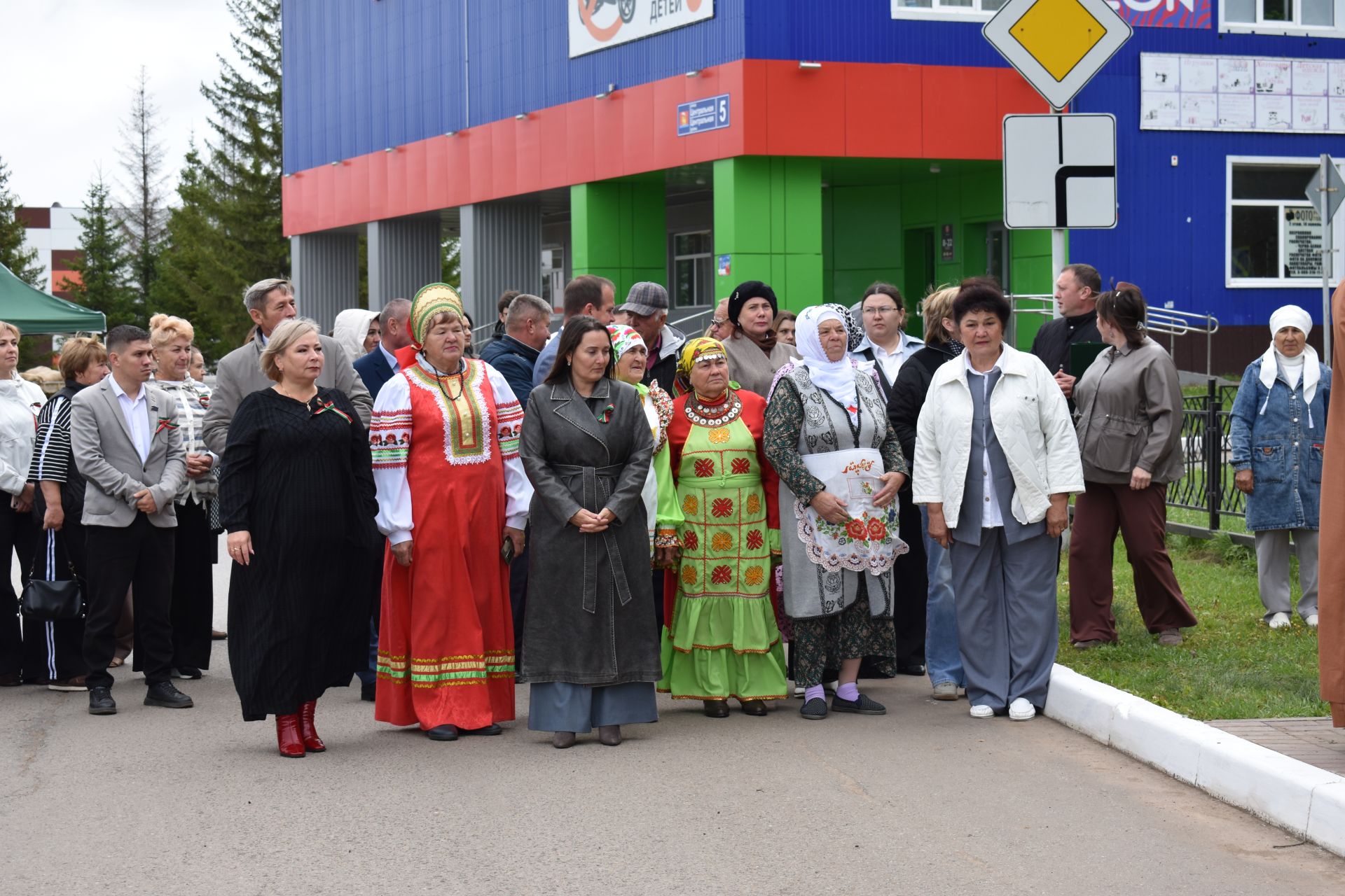 Из Тукаевского района на передовую отправлен 51-й гуманитарный конвой