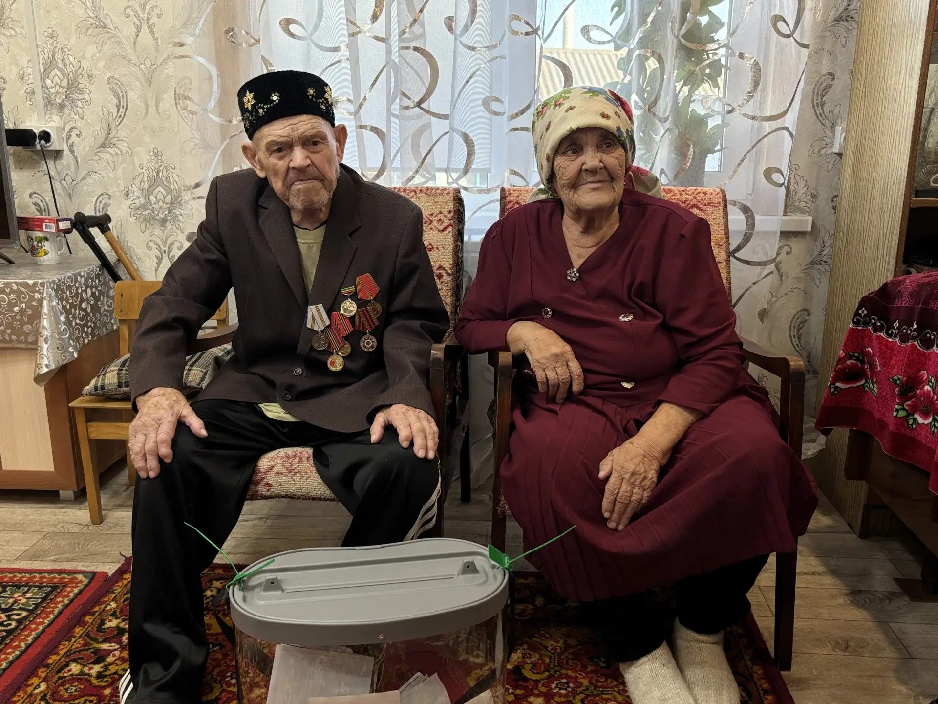 «Иртәннән үк сезне көтәм инде!» — Бикләндә сайлаулар ничек уза?