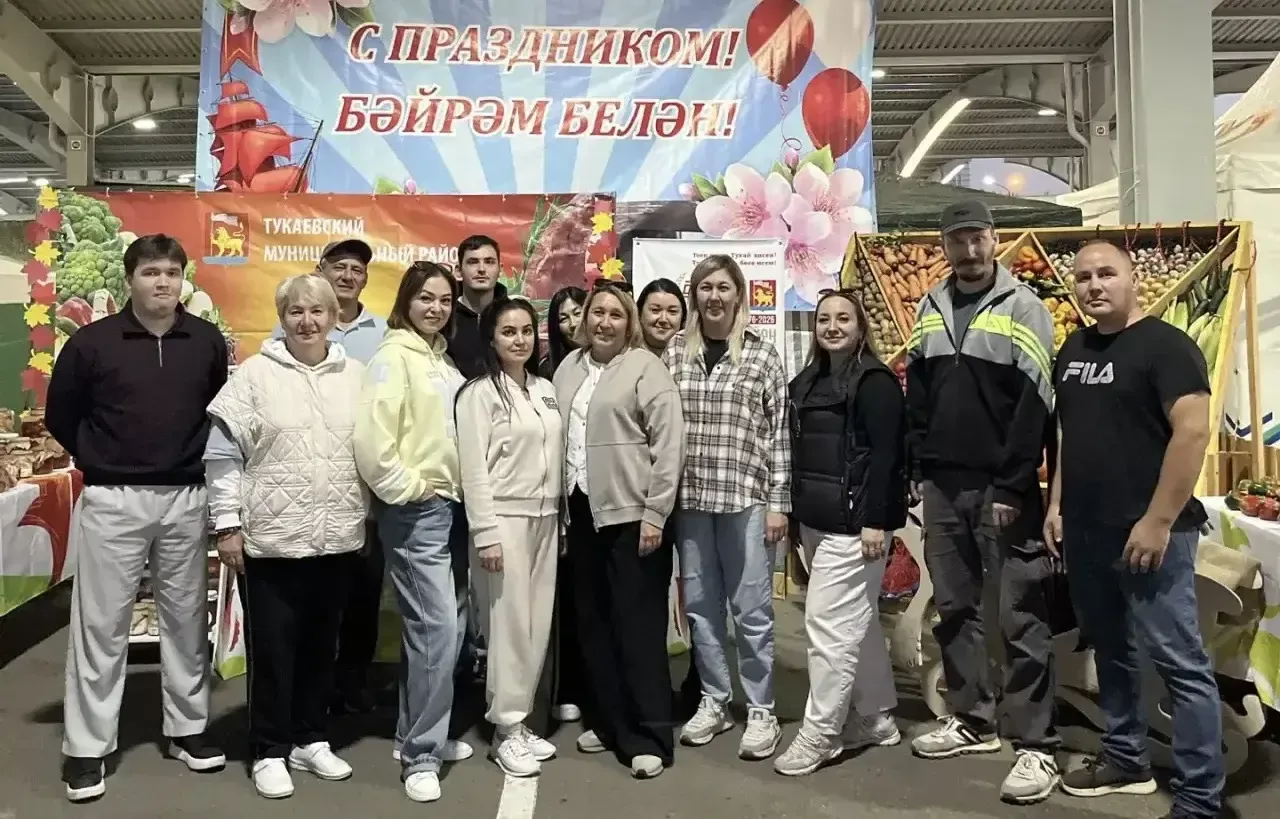 Педагоги и школьники района представили свою продукцию на республиканской ярмарке в Казани