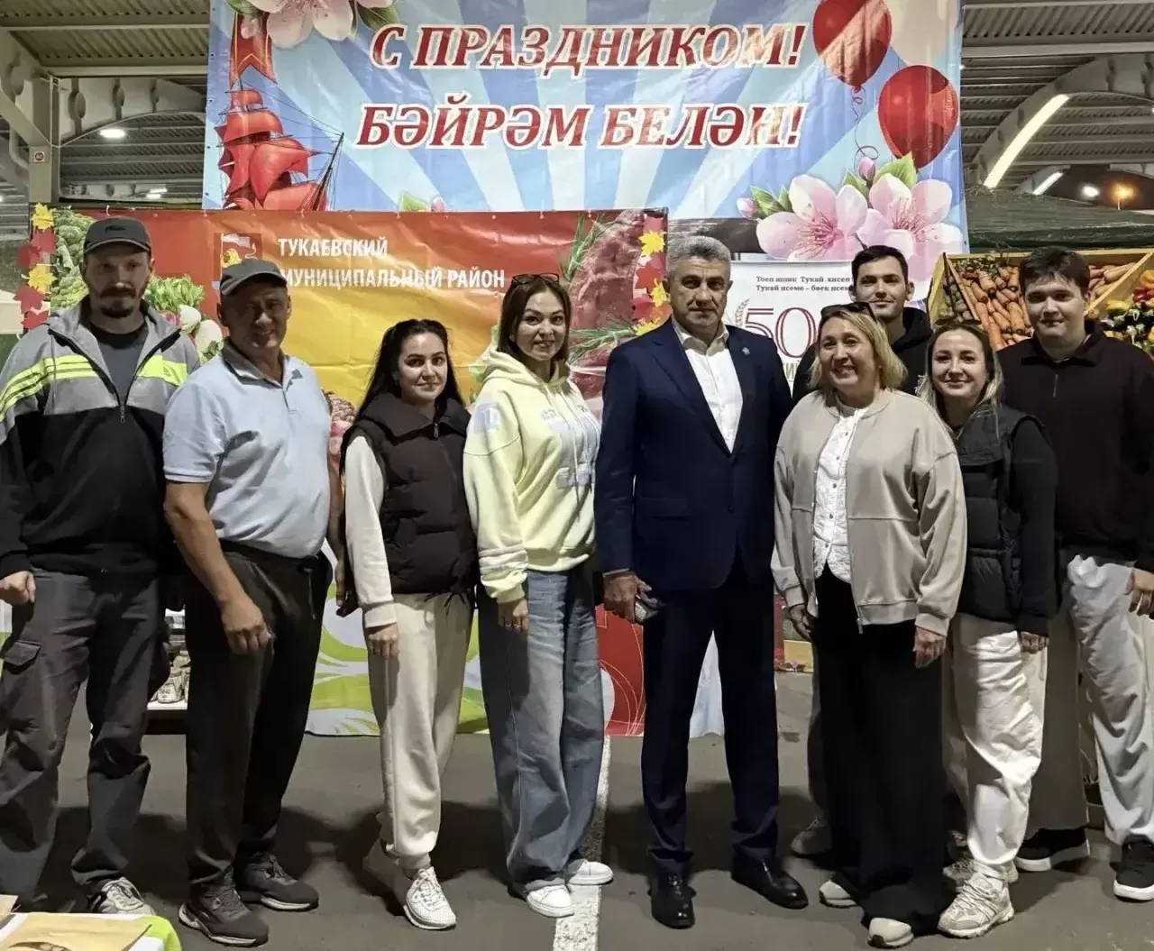 Педагоги и школьники района представили свою продукцию на республиканской ярмарке в Казани