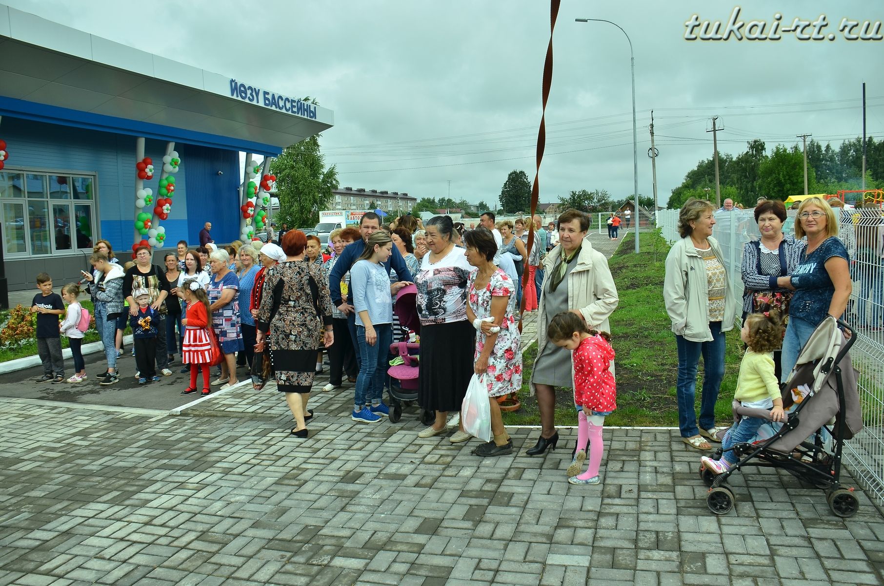 набережные челны круглое поле