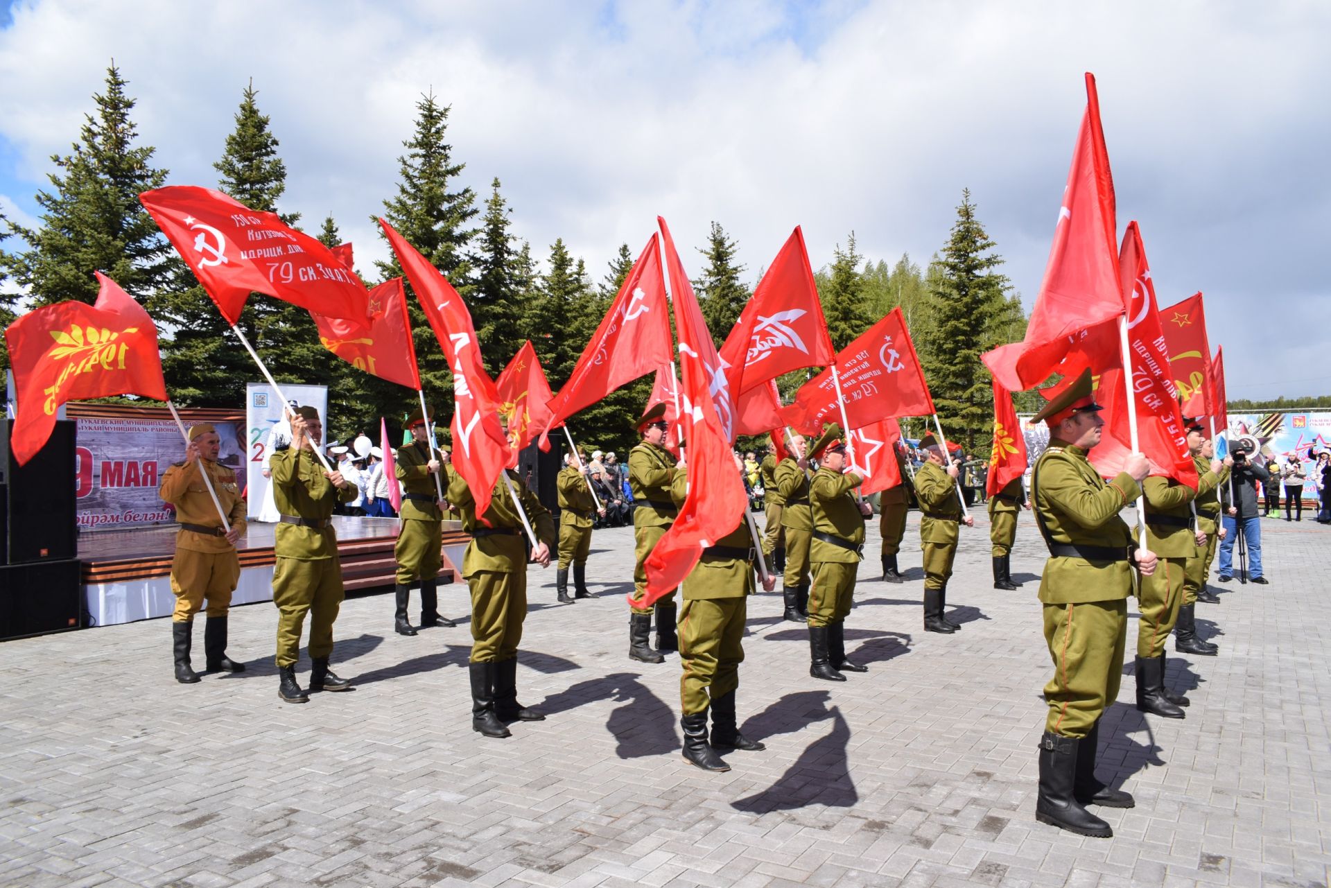 Тукаевский район: Это праздник со слезами на глазах